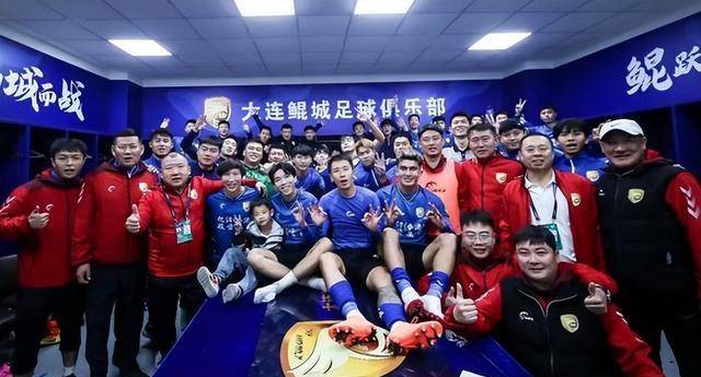 半岛app下载体育-甘冈主场险胜，连胜势头强劲的简单介绍