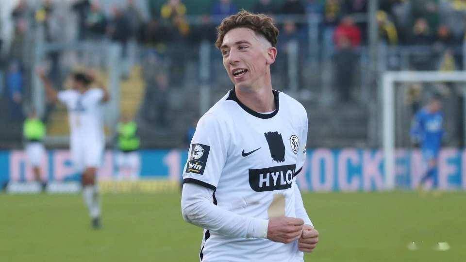 半岛体育app官网-因戈尔施塔特主场失利，积分榜下滑